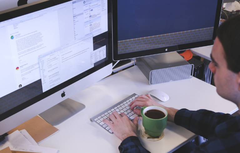 How to Use Real Estate Crowdfunding Platforms for Passive Income