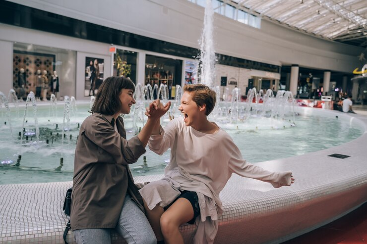 Benefits of Adding Jacuzzis to Commercial Pool Remodel Projects